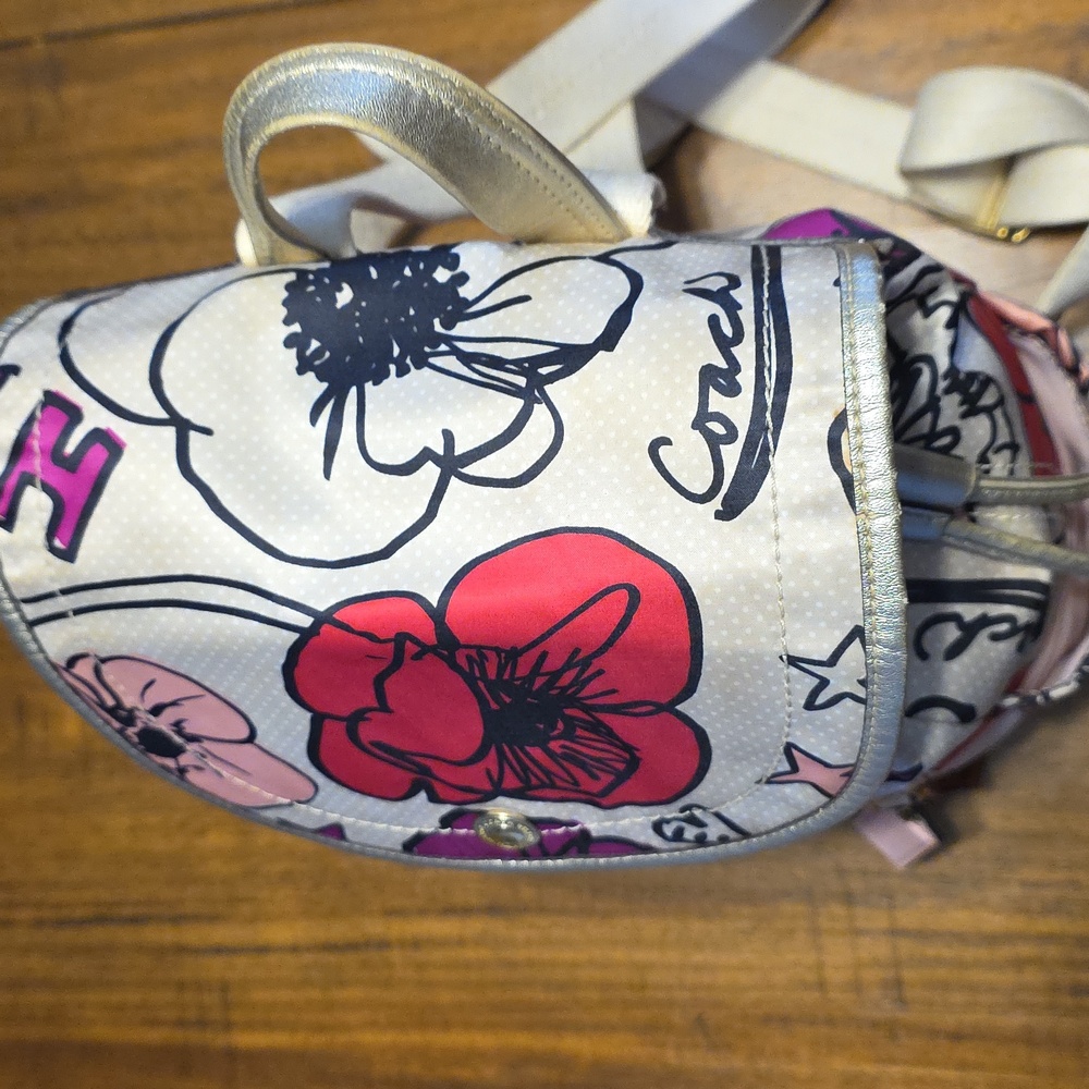Coach Poppy Kyra Floral Backpack - Picture 11 of 16